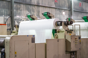 Rollo gigante de 2 capas personalizado para la producci&oacute;n de pa&ntilde;uelos faciales - 1150 mm